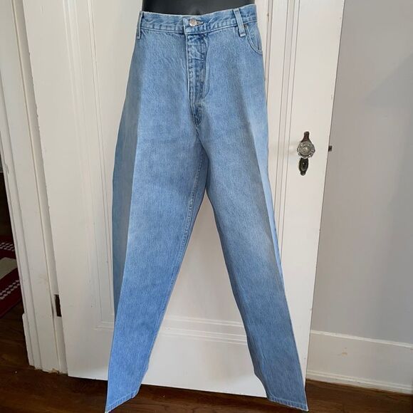 Izod Classic Fit blue denim cotton jeans - Picture 1 of 10